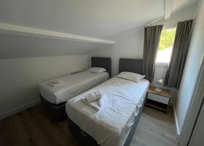 Mini Avec Jardin Cala Rossa - Porto Vecchio بيت للعطل